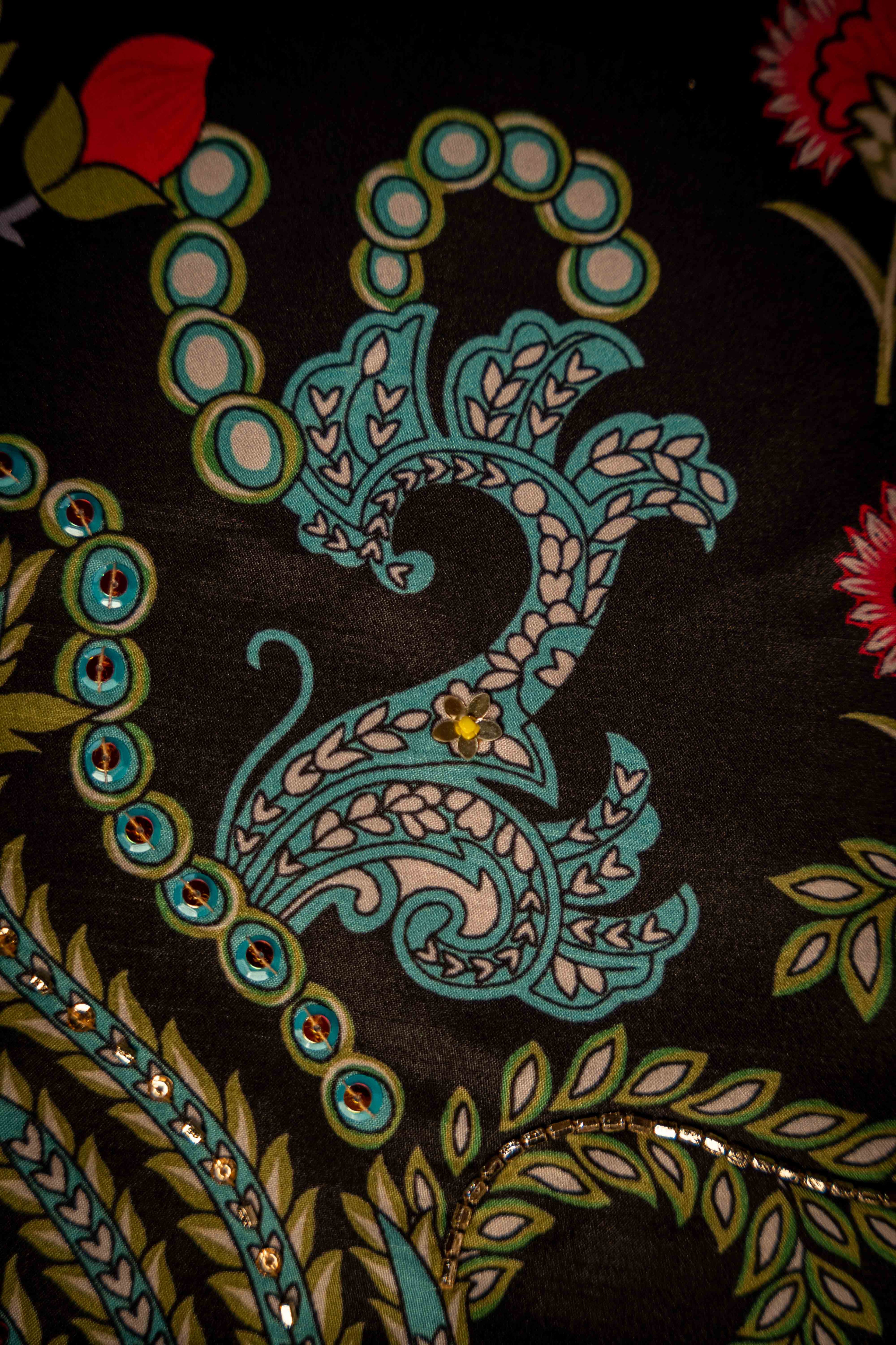 Chinaar Dupatta - Handcrafted Raw Silk Shawl by Vashah - Shopping Karado
