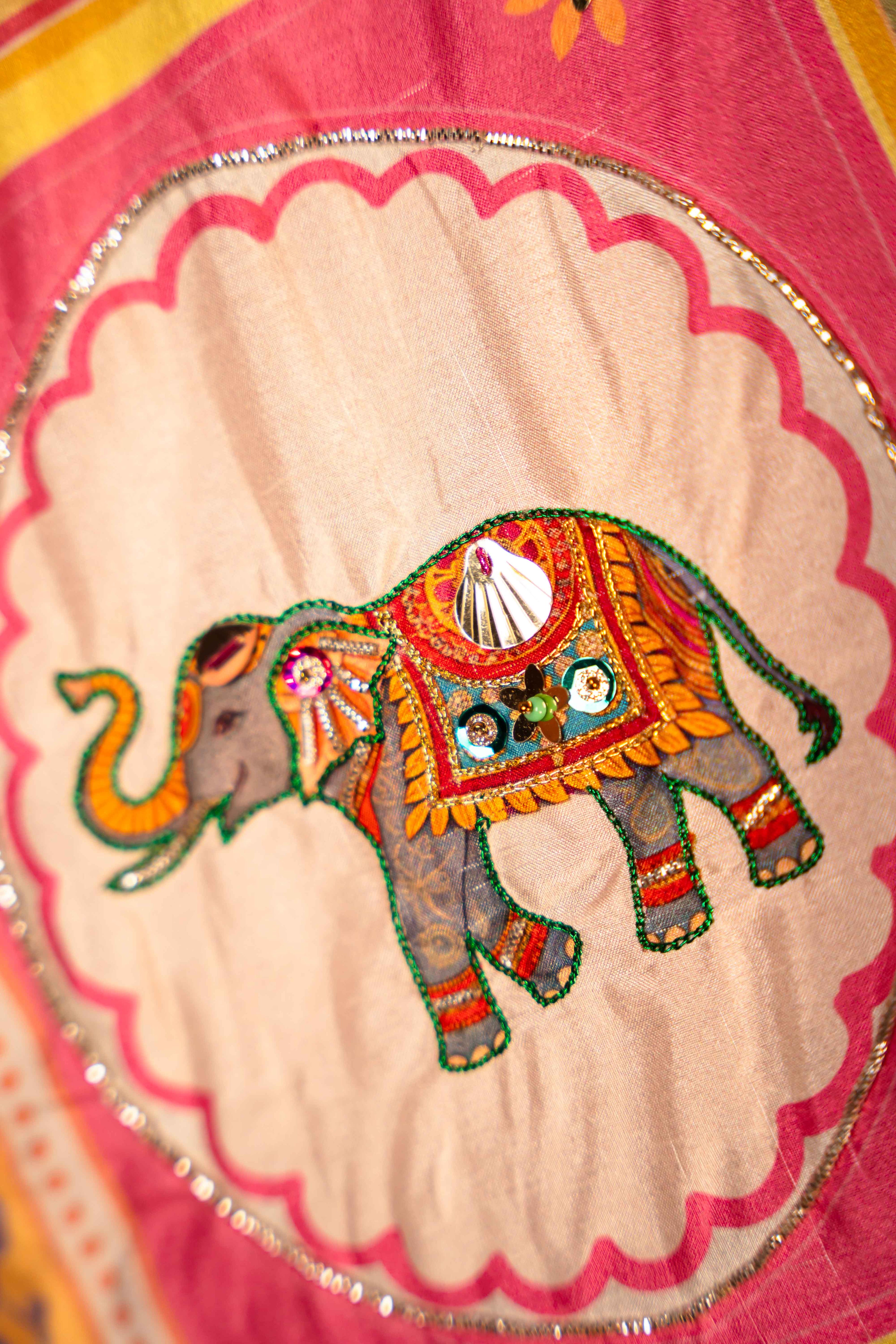 Vashah THE CHRONICLE - Hand Embroidered Raw Silk Shawl - Shopping Karado