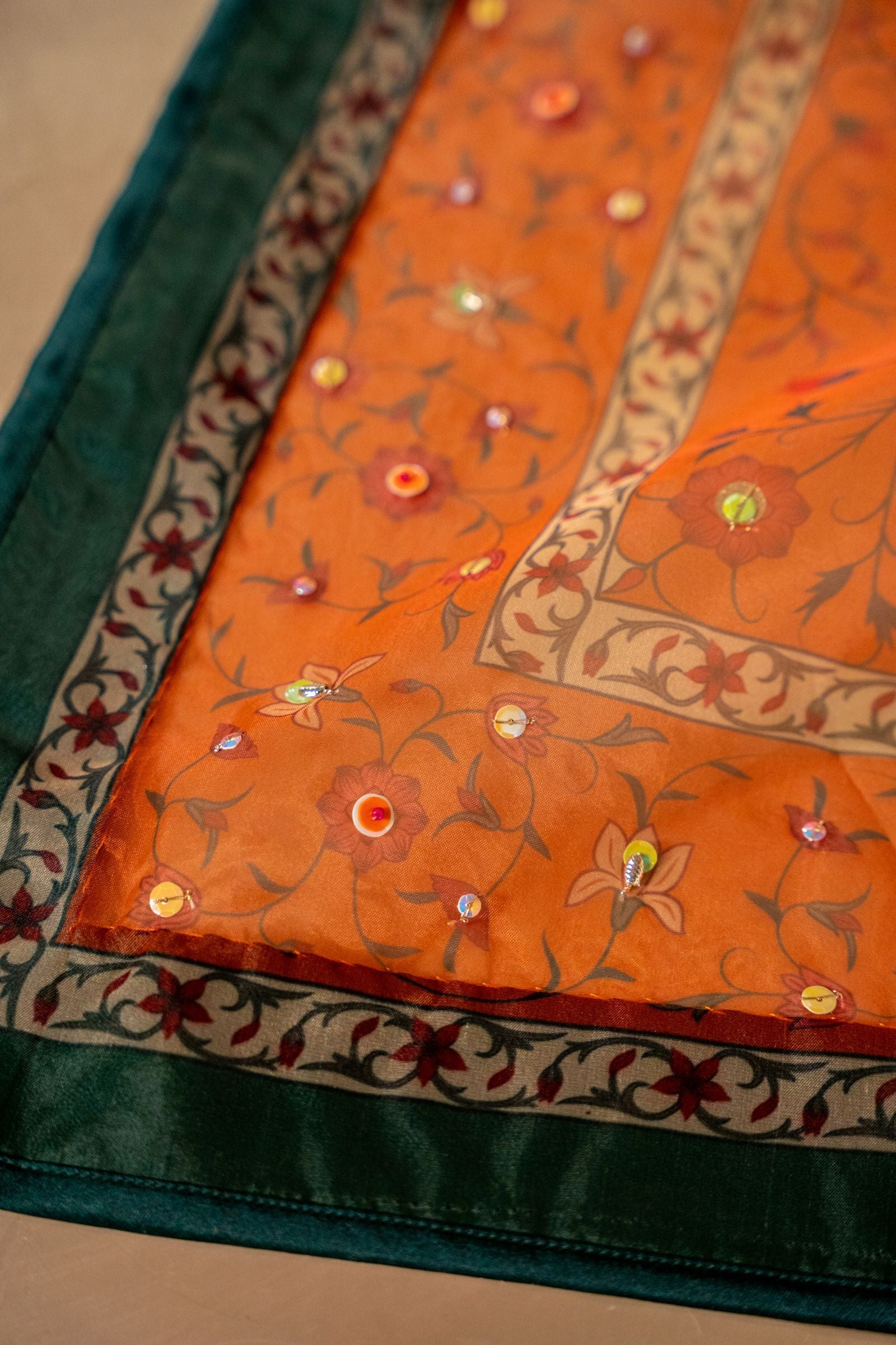 Buy Banaras Online - Vashah Handcrafted Shawl - Shopping Karado