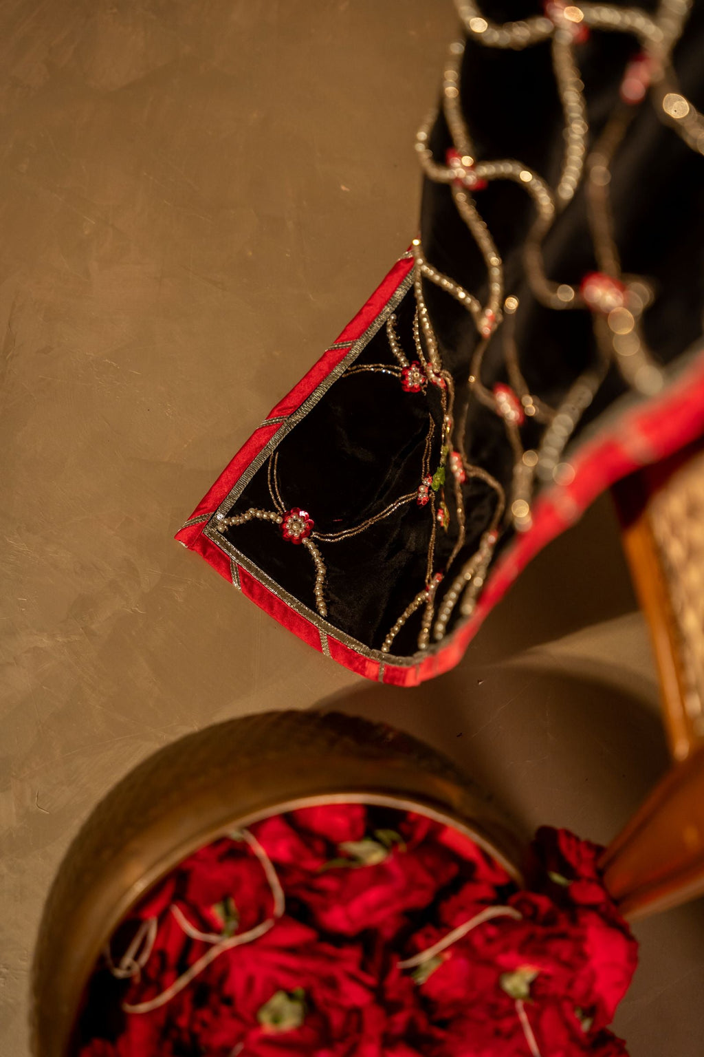 Vashah Black Kalamkaar - Shawl - Hand Embroidered Raw Silk Shawl - Shopping Karado