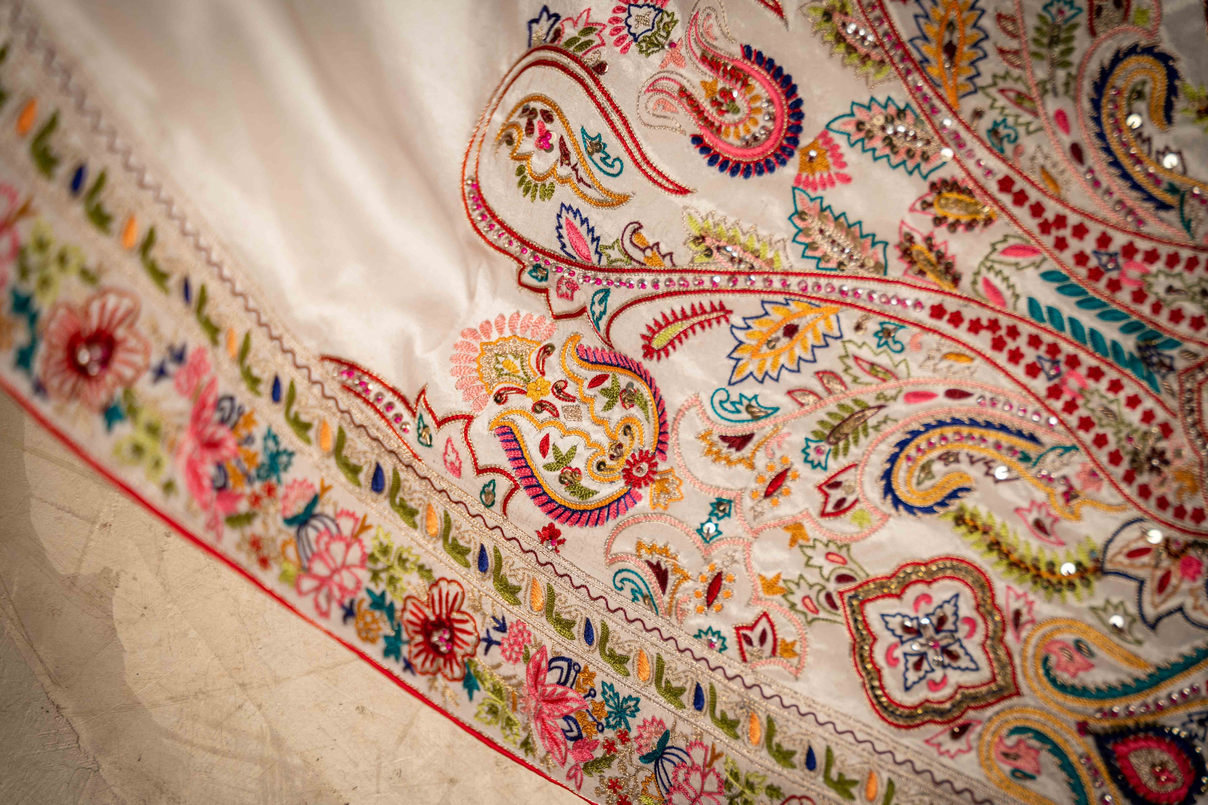 Kashmiri - Handcrafted Raw Silk Shawl by Vashah - Shopping Karado