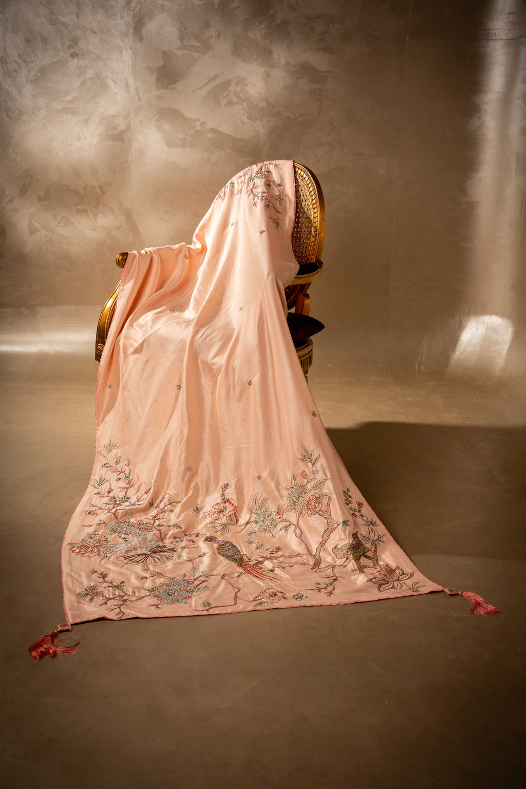 Fakhta - Handcrafted Raw Silk Shawl by Vashah - Shopping Karado