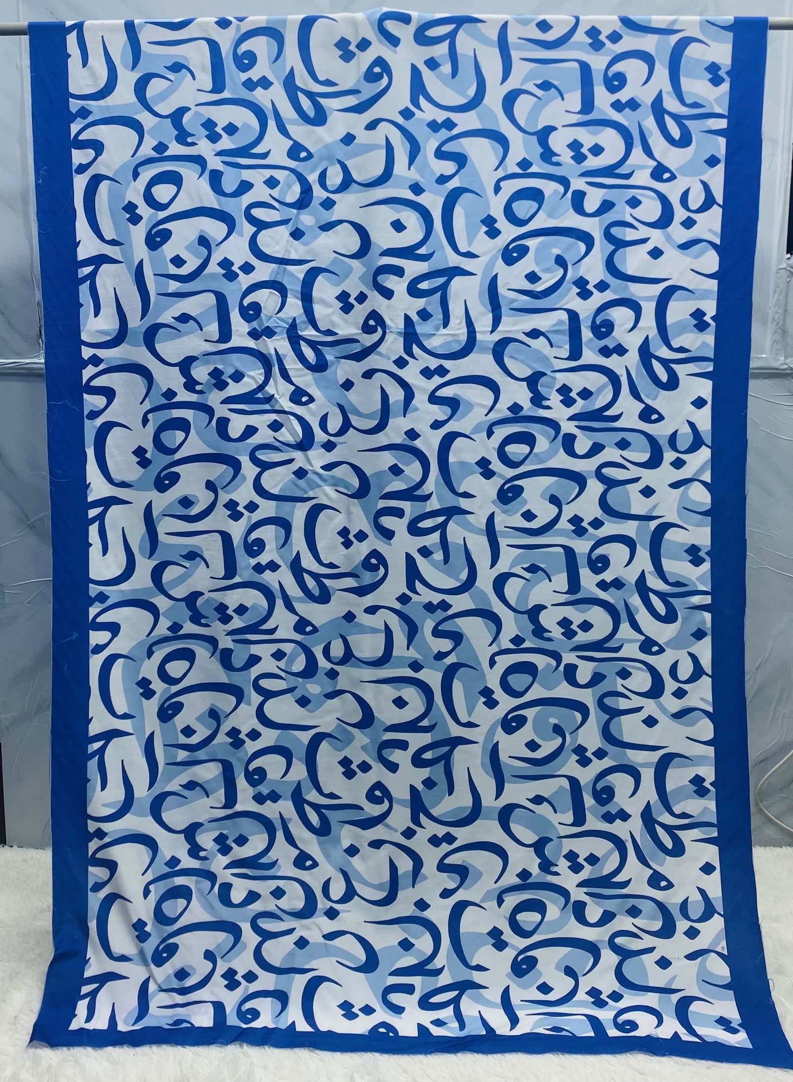 Hujoom Lawn Duppatta Mehroon - Shopping Karado Pakistan