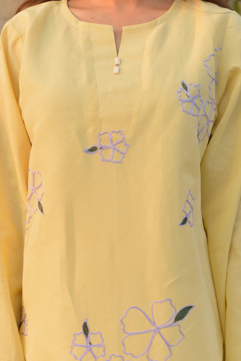 BUTTER YELLOW
