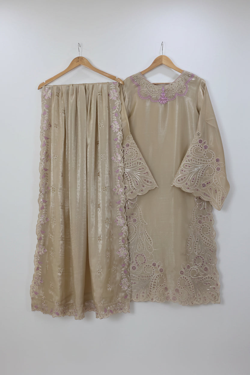 Three-piece Sheesha Silk Luxury Pret