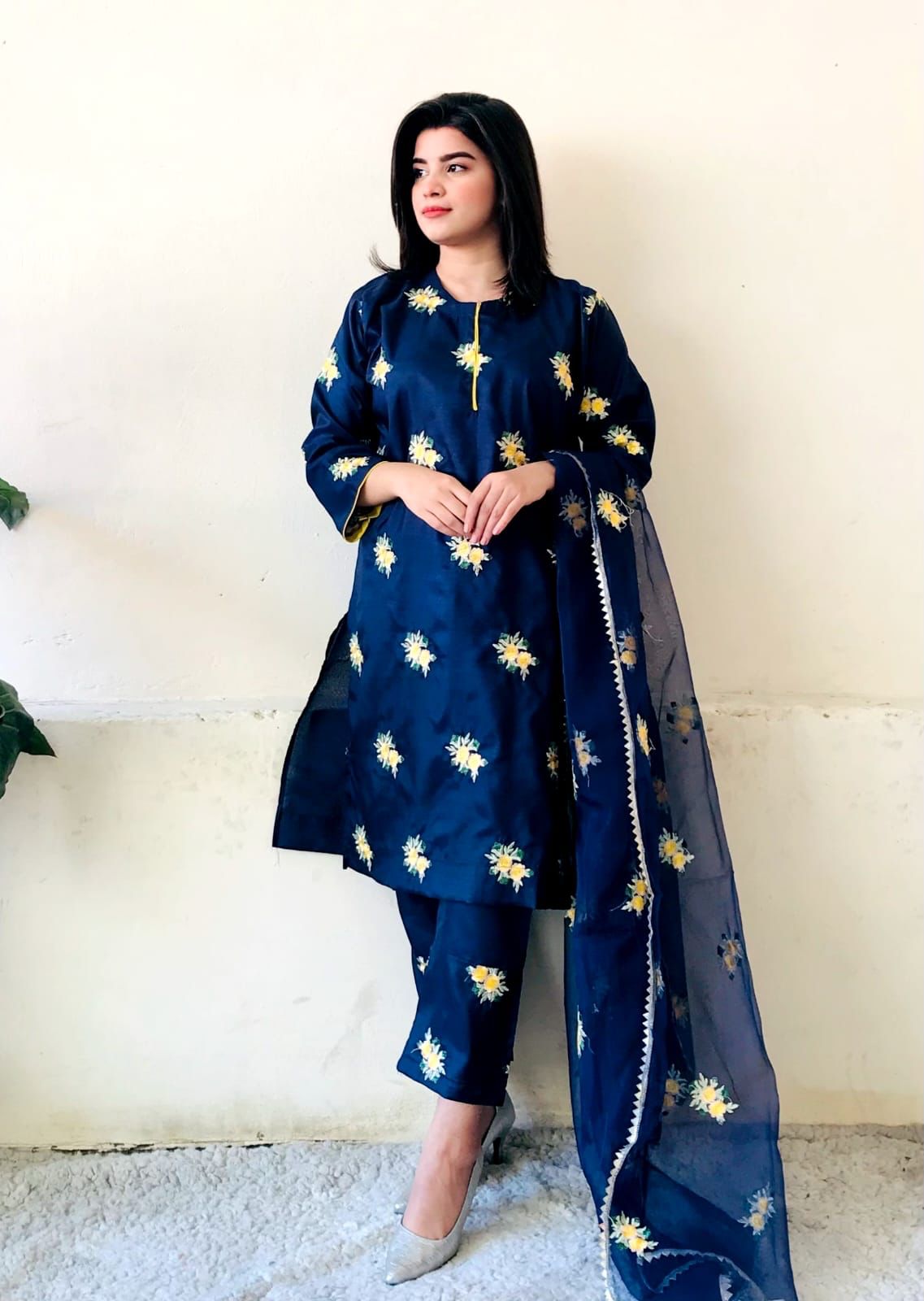 Sastaae Stitched 3pc Floral Embroidered Dress - Black - Buy Online at Shopping Karado