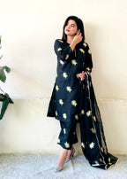 Sastaae Stitched 3pc Floral Embroidered Dress Black - Shopping Karado