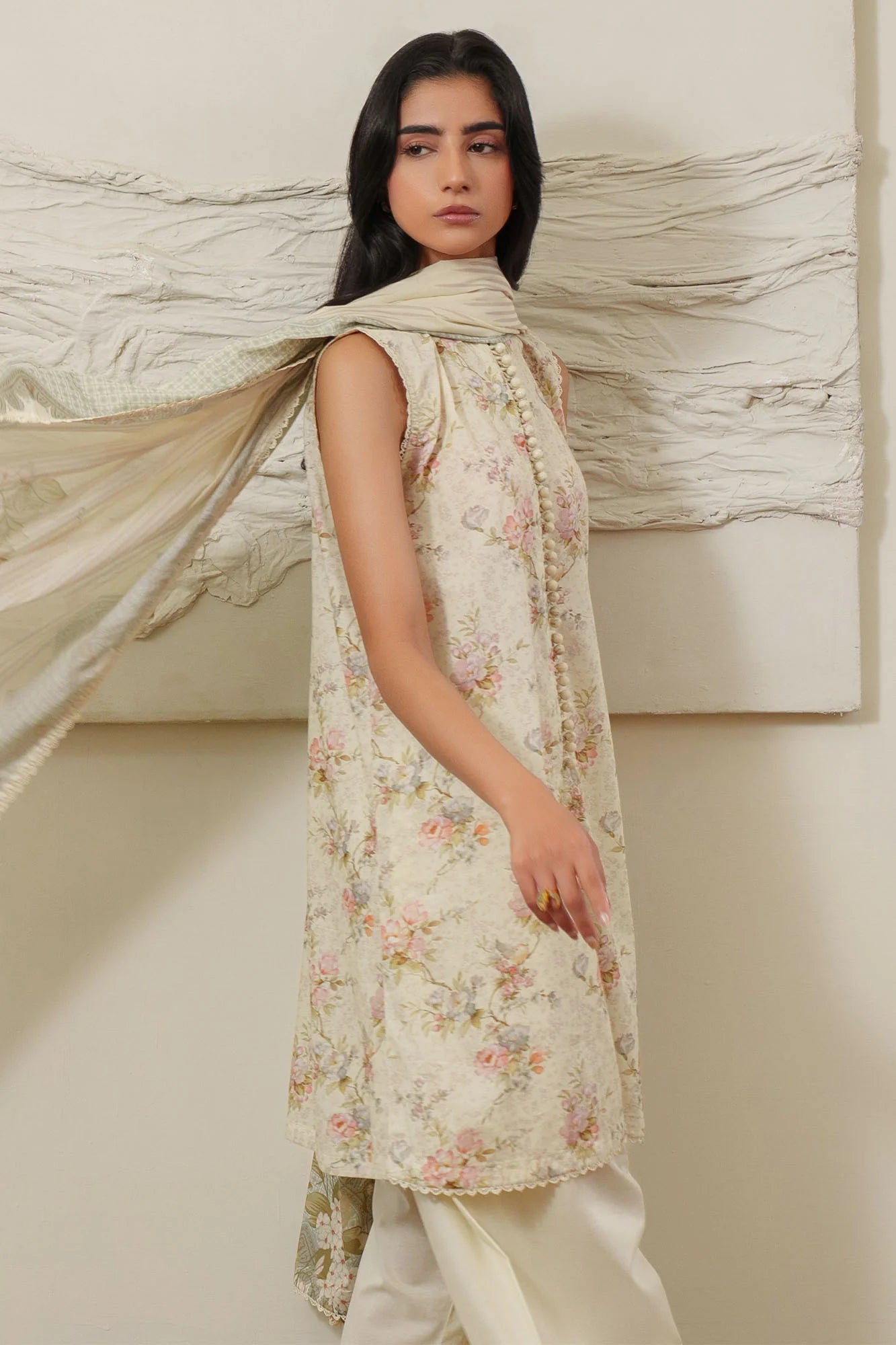 VINTAGE AURA-3 PIECE PRINTED LAWN SUIT