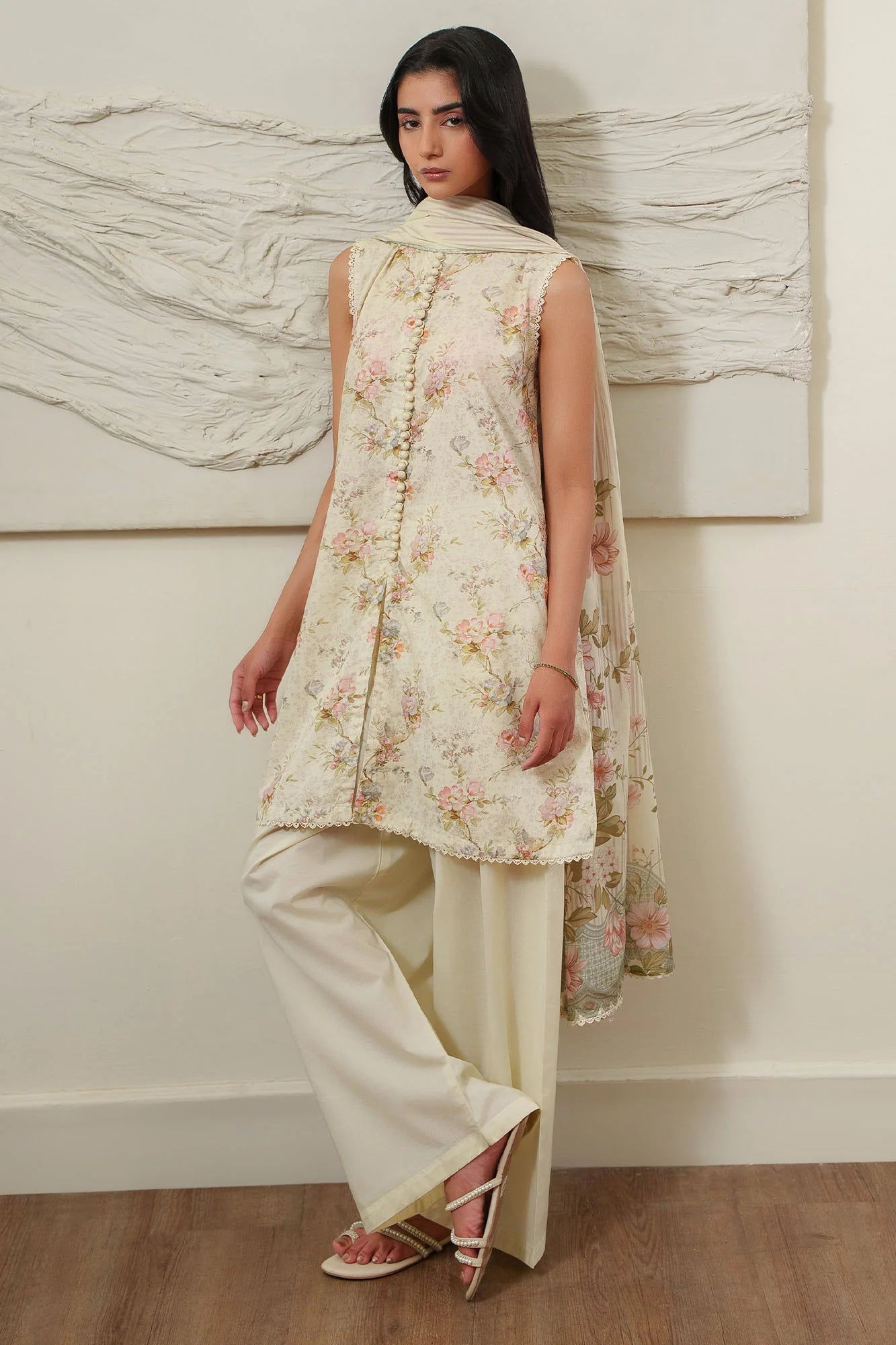 VINTAGE AURA-3 PIECE PRINTED LAWN SUIT