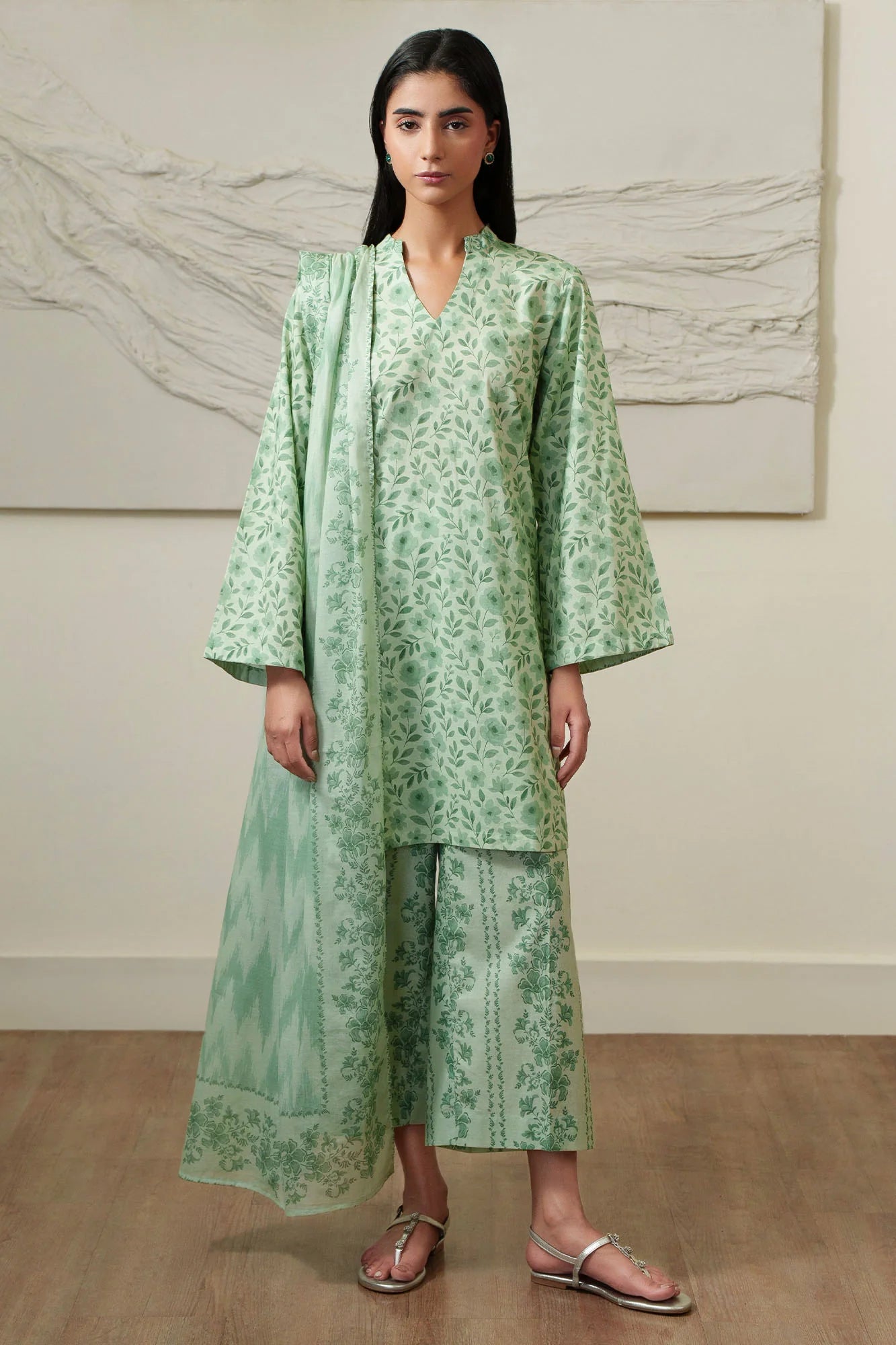 MINT BLOOM-3 PIECE PRINTED LAWN SUIT
