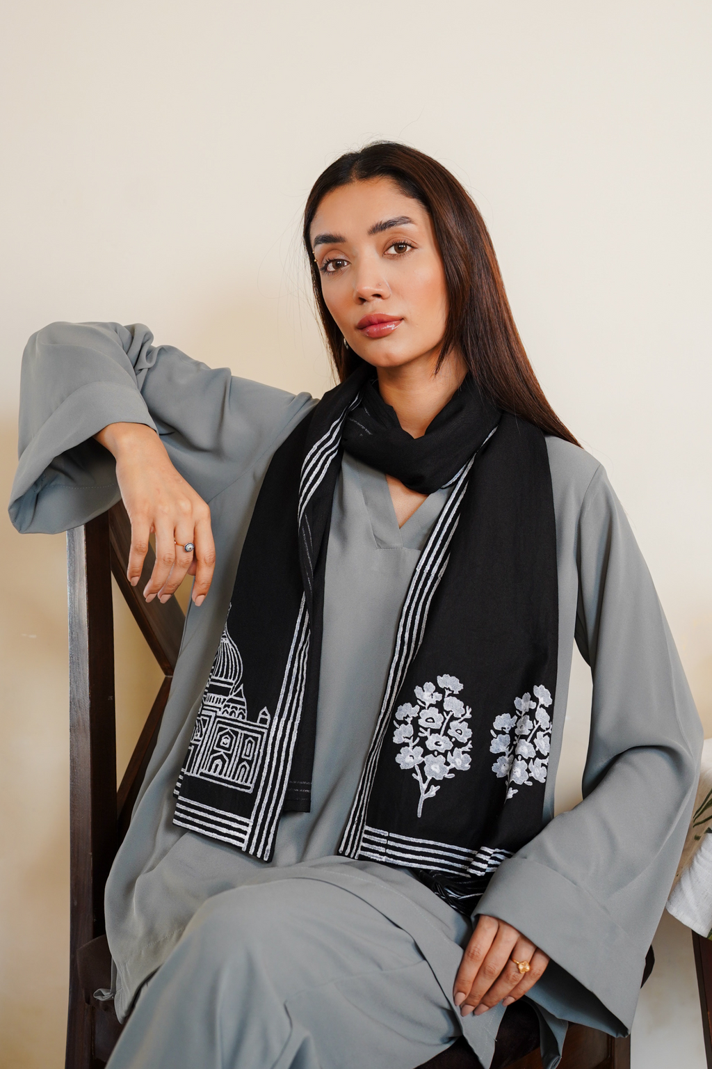 Black & Ivory Scarf (KS-022)