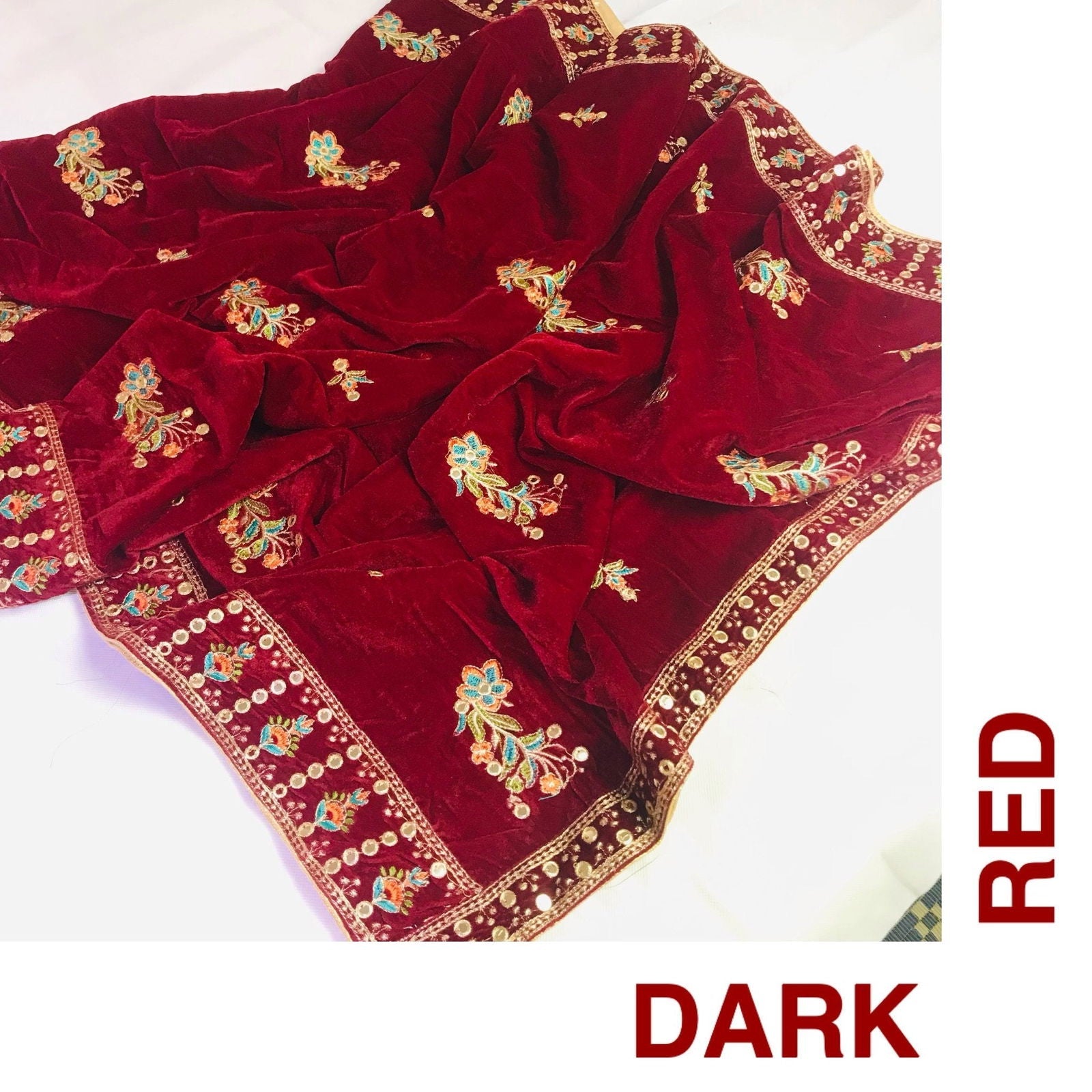 Velvet Emb Shawl Black - Shopping Karado