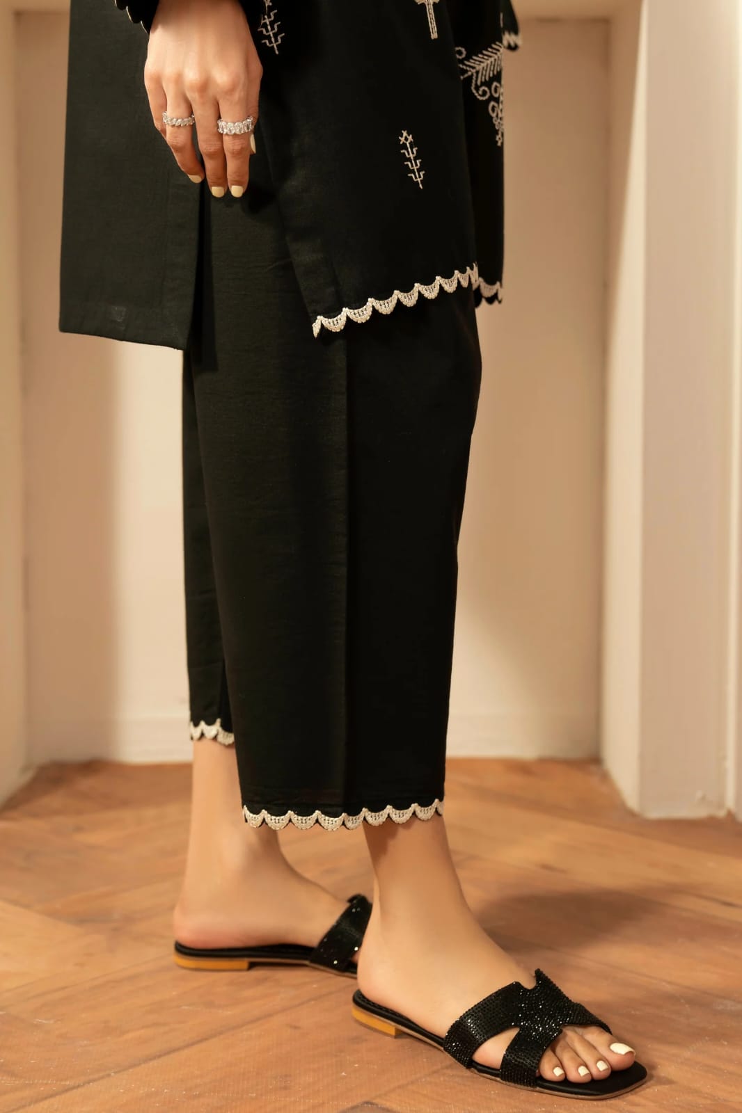 Buy Emaan 2Pc Online at Shopping Karado