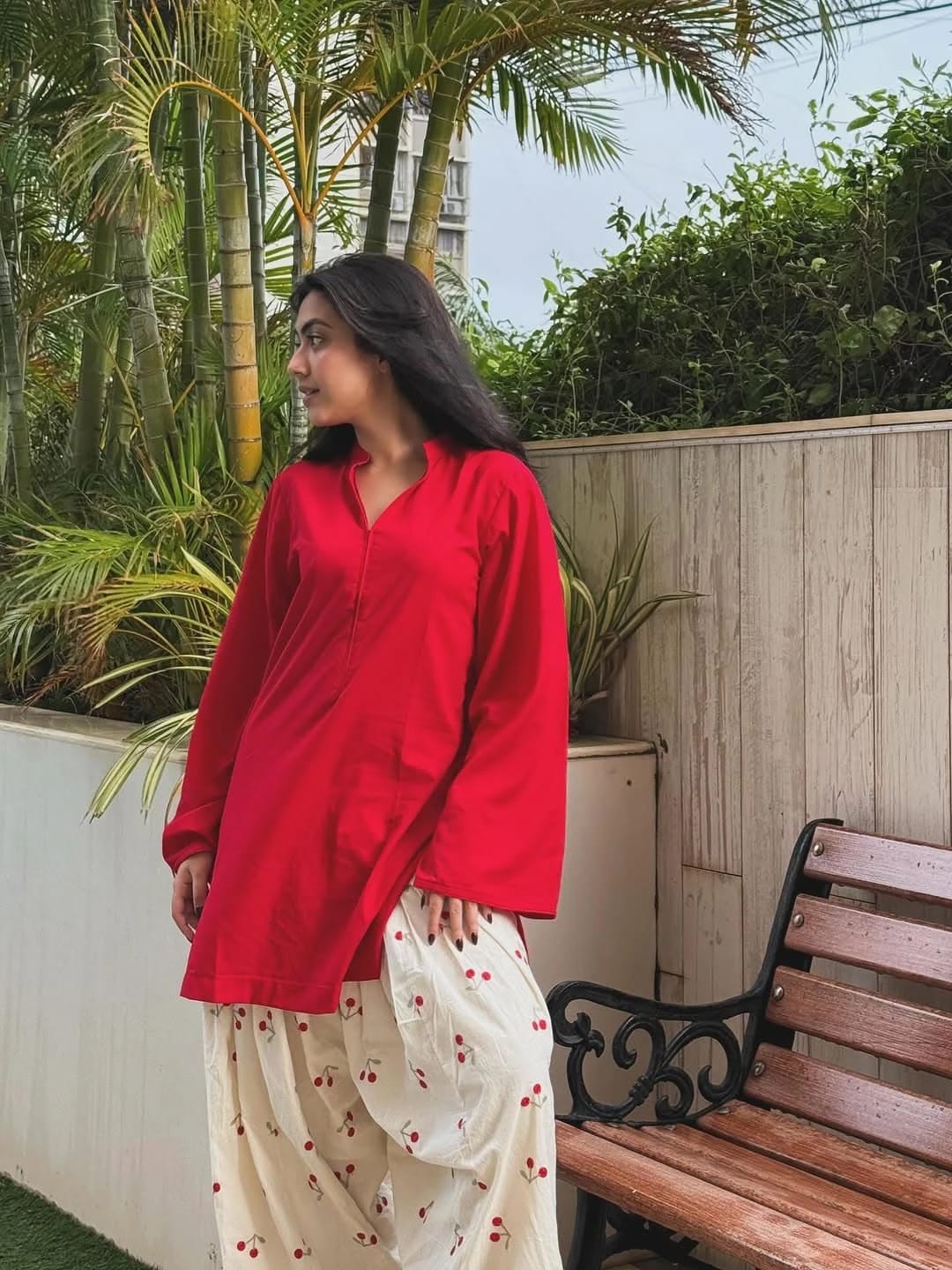 Buy Lal Pari Farshi 2Pc Online at Shopping Karado