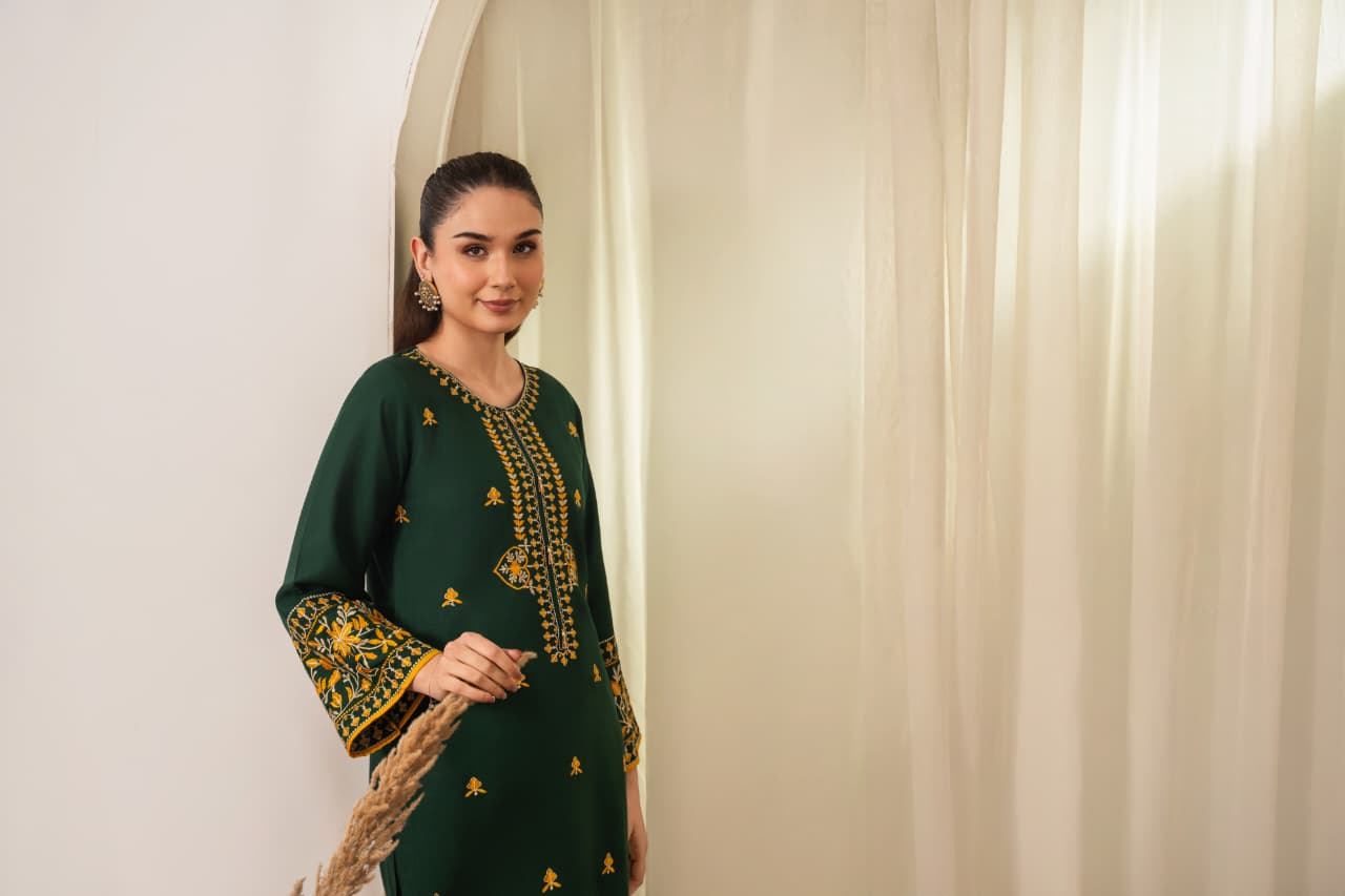 Buy Glamour Grace 2Pc Online at Shopping Karado