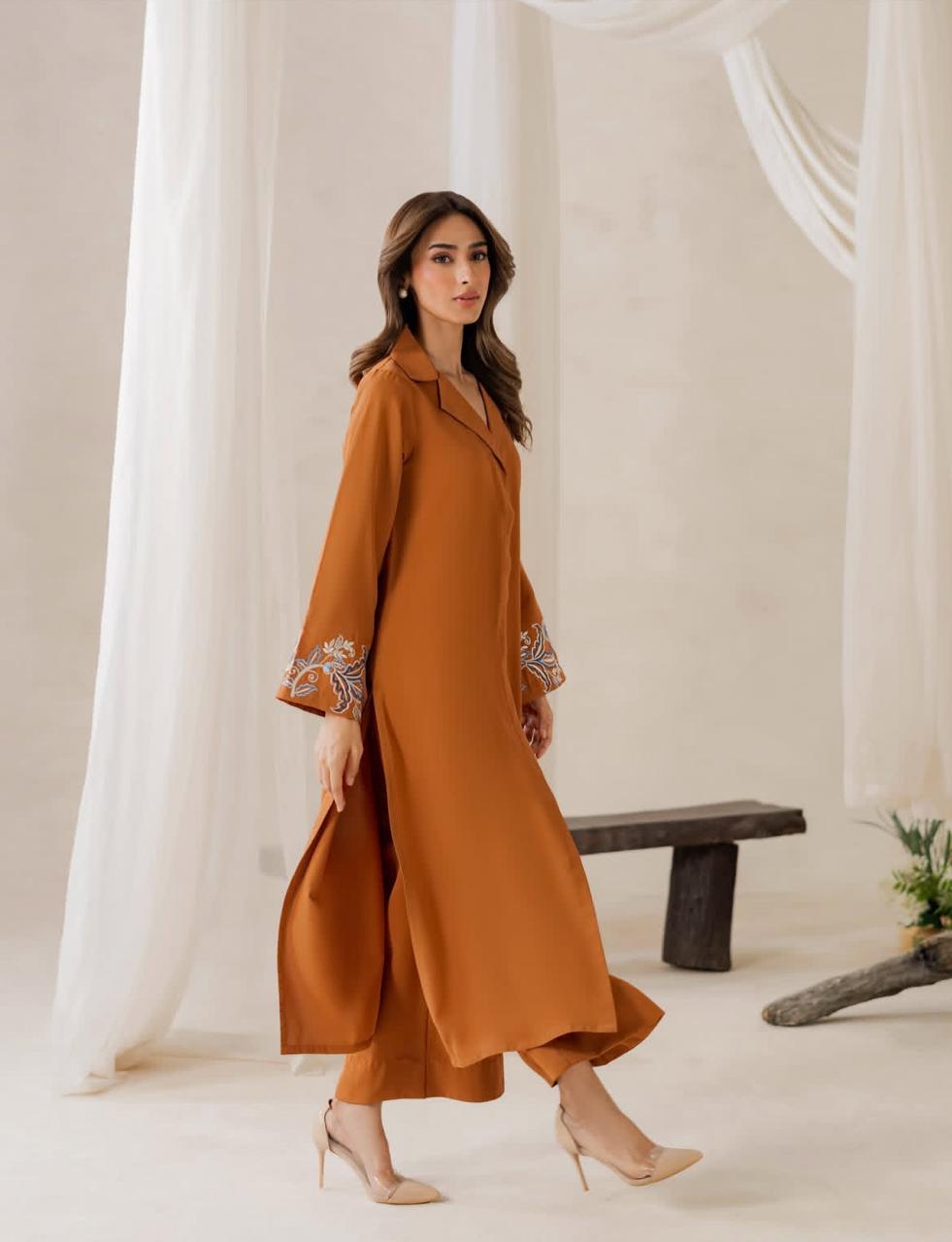 Cottery Georgette Western Style Embroidered Coat-Collar Co-ord Set