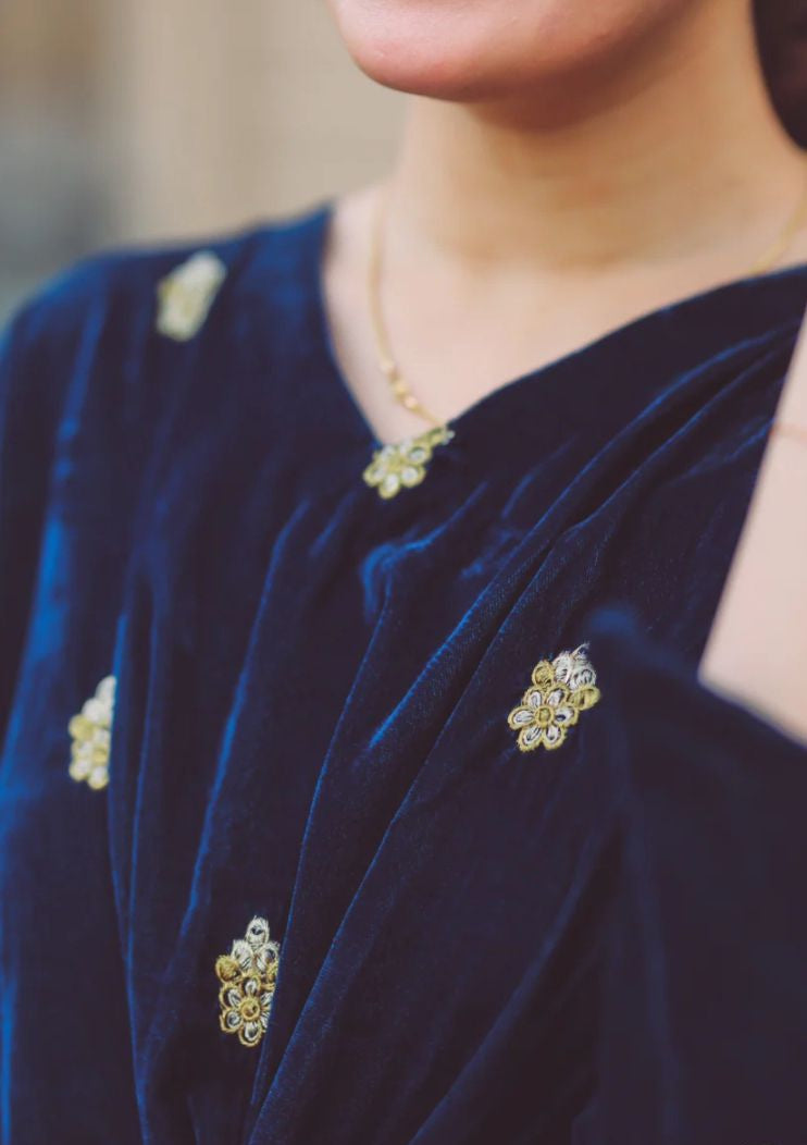 Micro 11000 Velvet Allover Embroidered Kaftan - Zinc Blue