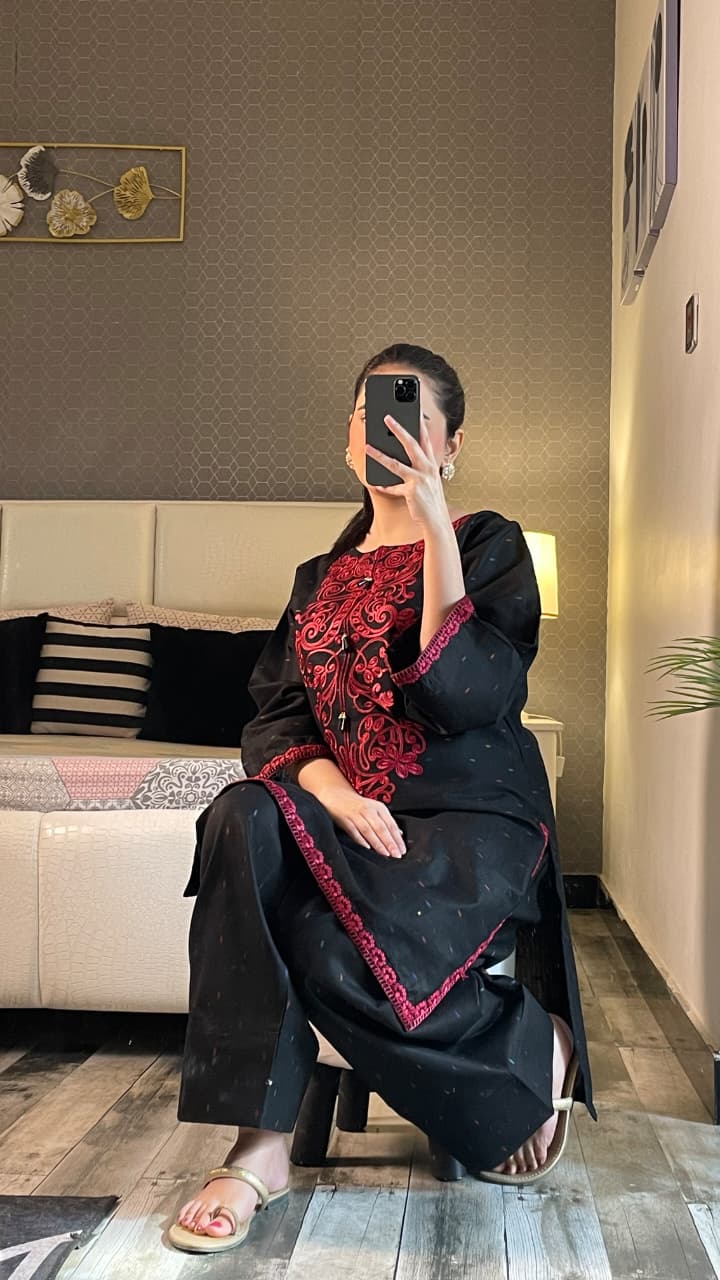 Buy Yasmine 2Pc Online at Shopping Karado