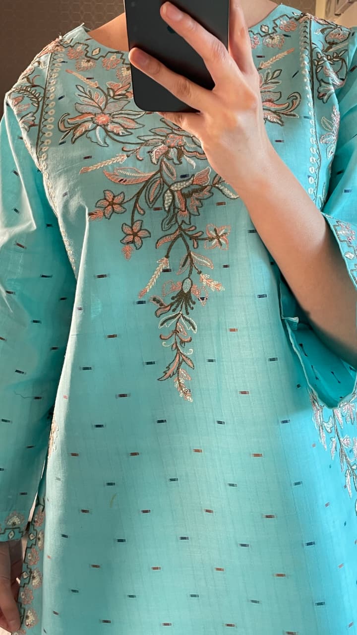 Buy Layla 2Pc Online at Shopping Karado