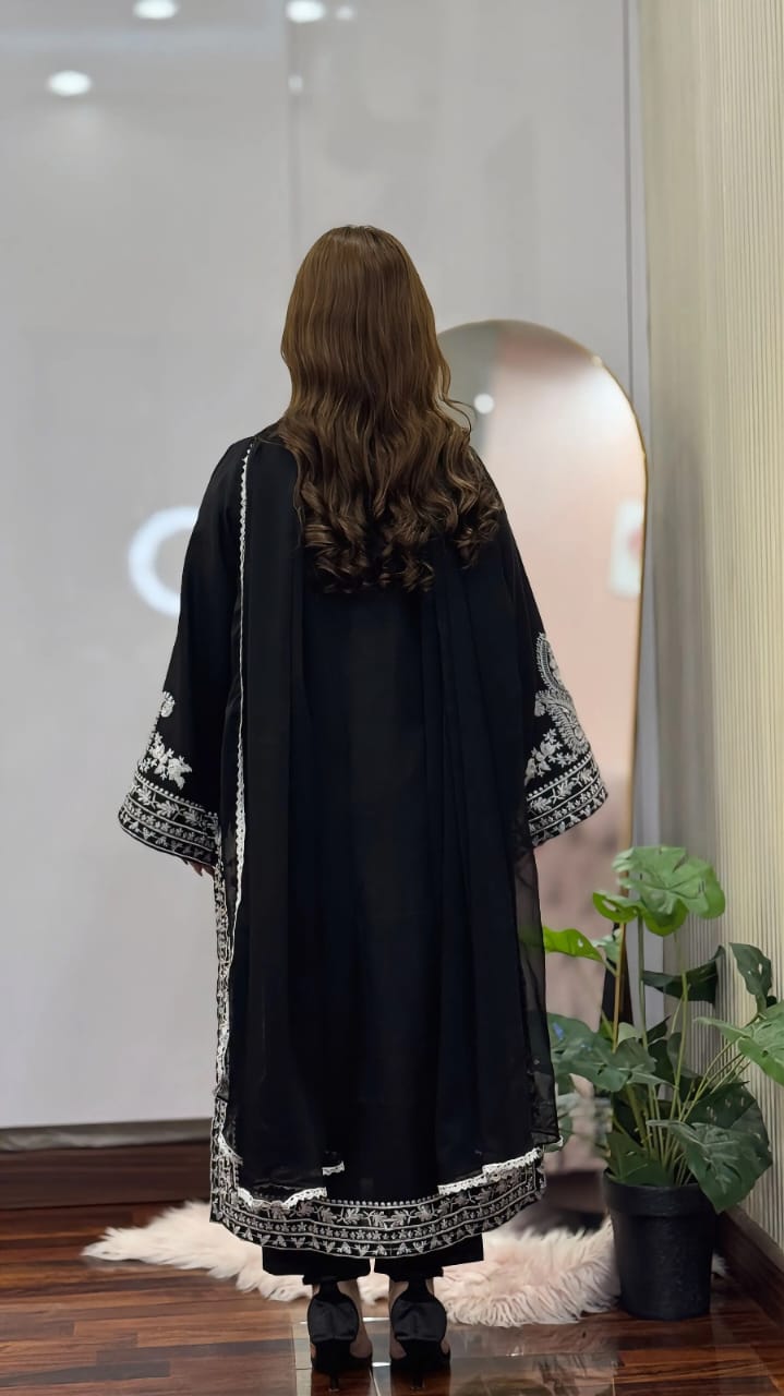 Buy Black Sapphire 3Pc Online at Shopping Karado