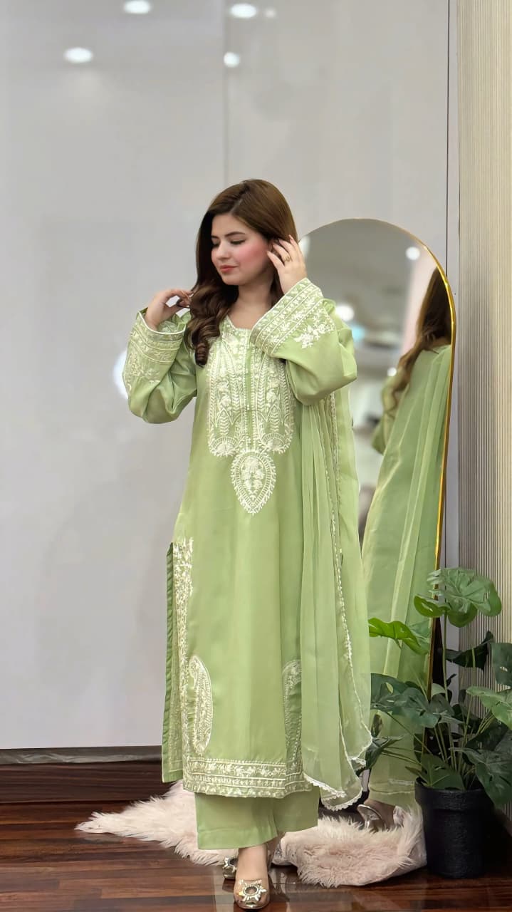 PISTA SAPPHIRE EMBROIDERED 3PCS