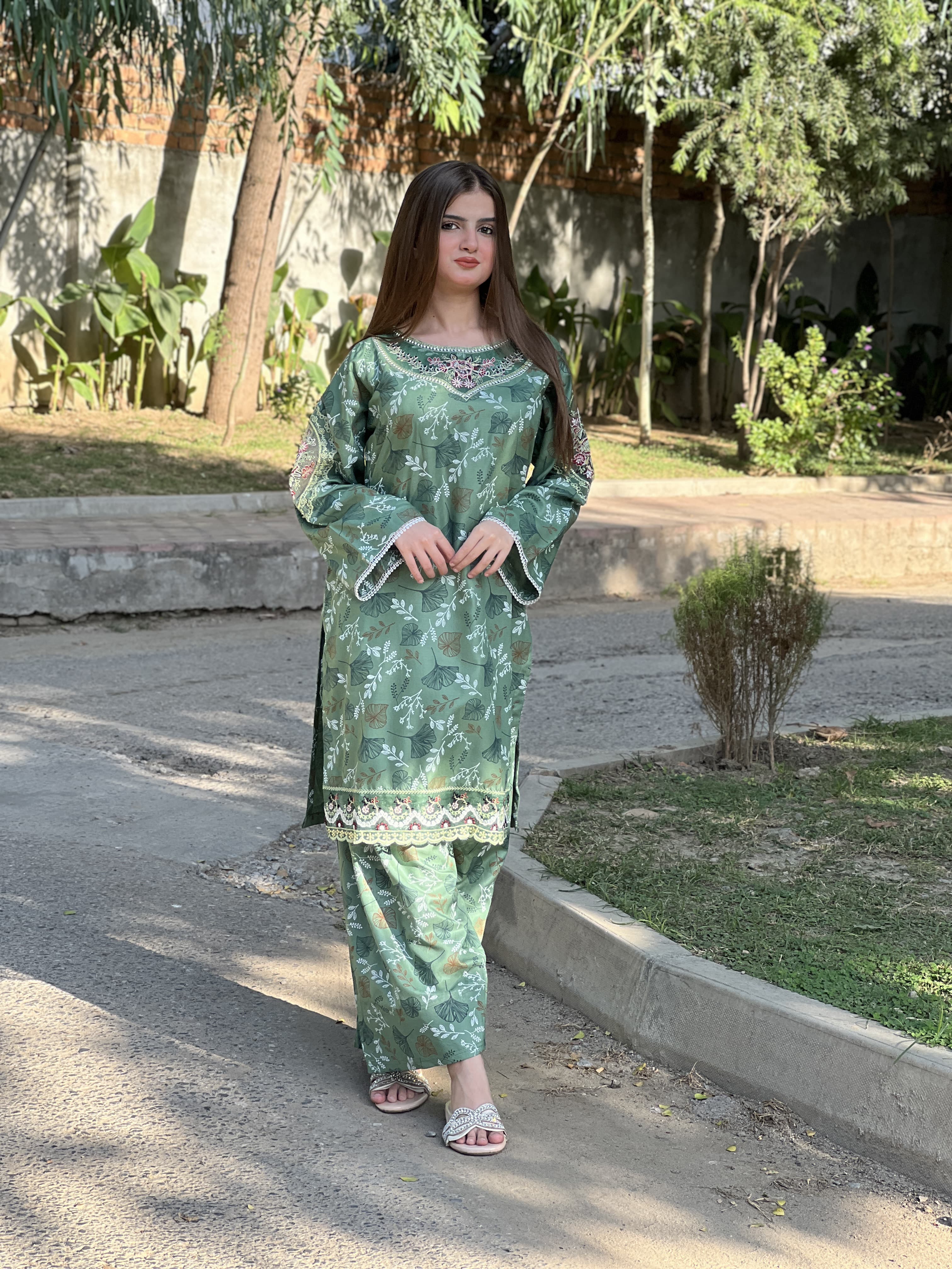 Buy Wafa Farshi 2Pc Online at Shopping Karado