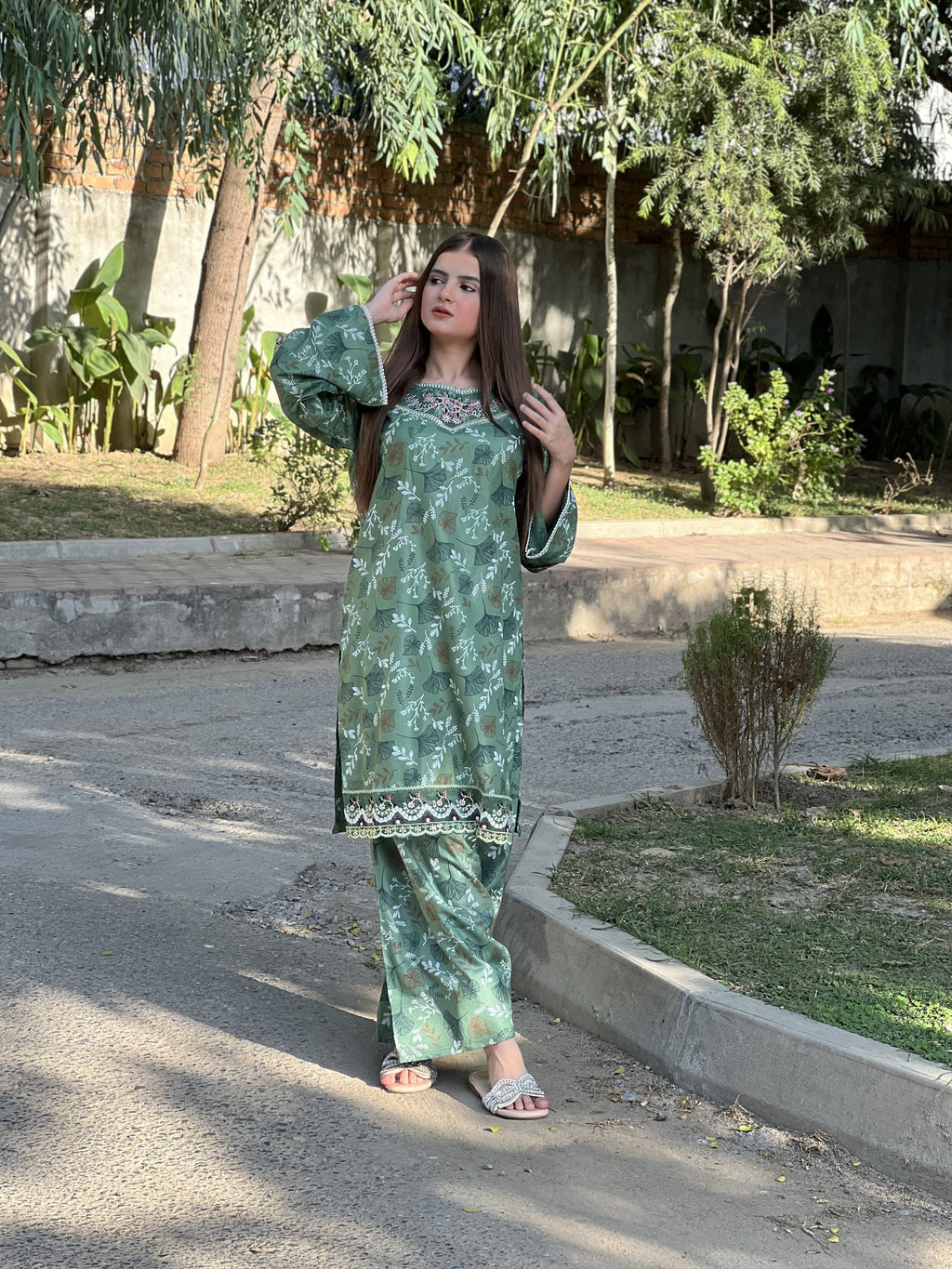Buy Wafa Farshi 2Pc Online at Shopping Karado