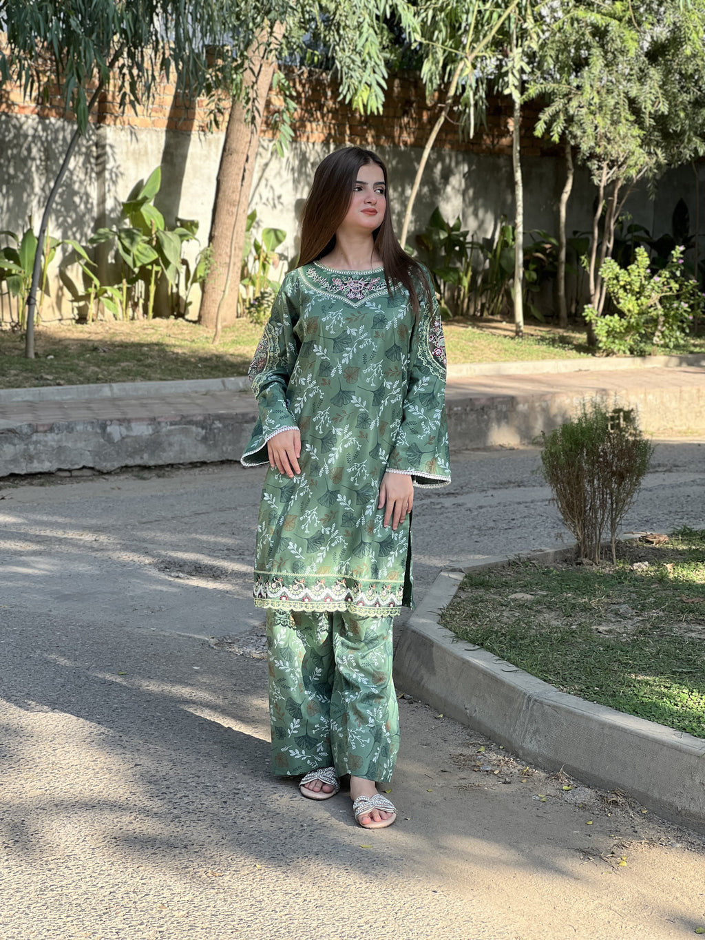 Buy Wafa Farshi 2Pc Online at Shopping Karado
