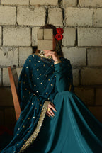 zohra-pishwas-premium-fabric-texture